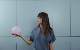 Dra. Julie Khayat. Clinica medicina estética Granada